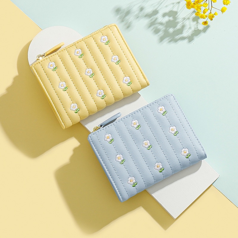 Wallet Women Korean Cute Embroidered Ladies Purse Bifold Simple Short Coin Card Holder